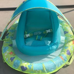 Infant baby float with canopy